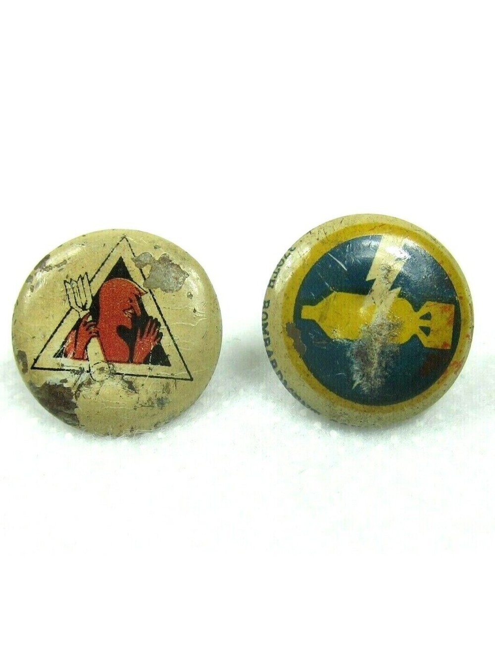 2 Vintage 1940s Kelloggs Pep Cereal Pinbacks 96th & 370th Bombardment Squadron